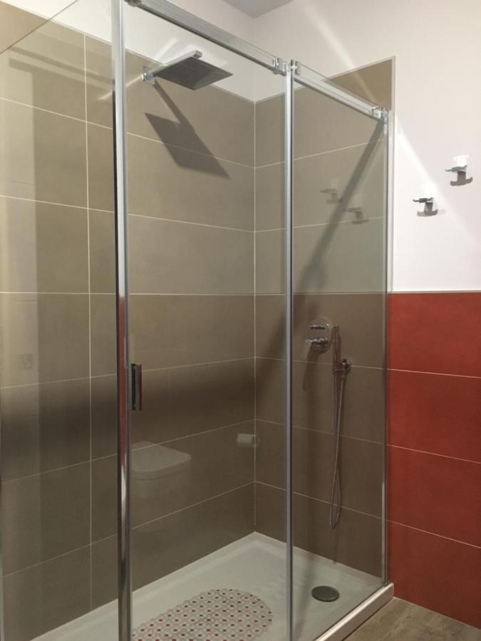 B&B Arcobaleno Longone al Segrino Buitenkant foto